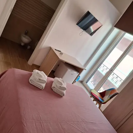 Antonio's 3*